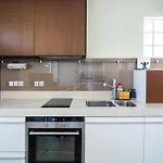 Happy-U House - Modern Sea View Retreat For Every Seasons بيت للعطل *