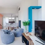 بيت للعطل Happy-U House - Modern Sea View Retreat For Every Seasons
