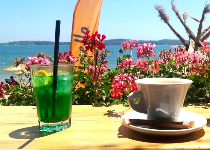 Happy-u House - Modern And With Stunning View Ferienhaus *