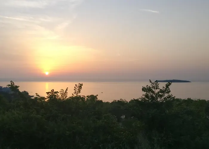 Happy-u House - Modern And With Stunning View Ferienhaus