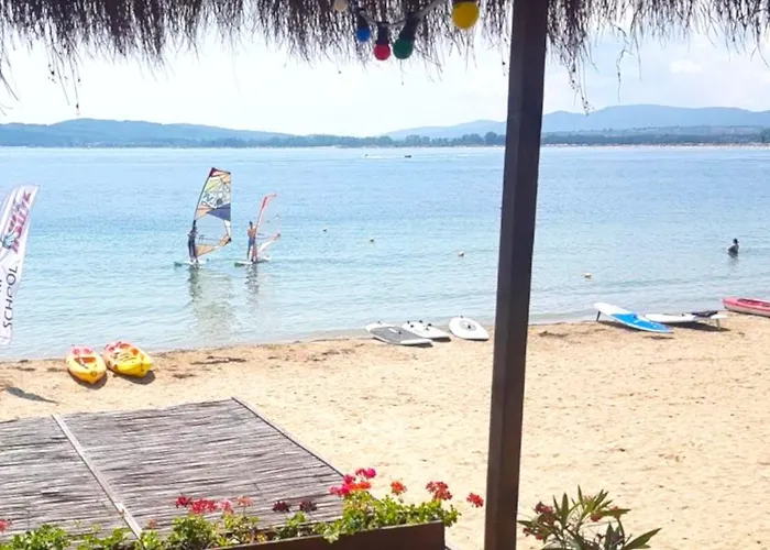 Ваканционна къща Happy-u House - Modern And With Stunning View *